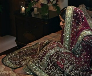 Mahira Khan feet photo thumbnail