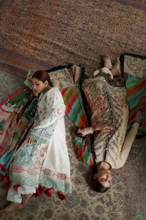Mahira Khan feet photo thumbnail