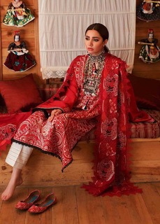 Mahira Khan feet photo thumbnail