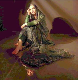 Mahira Khan feet photo thumbnail