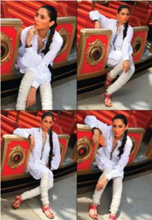 Mahira Khan feet photo thumbnail