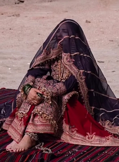 Mahira Khan feet photo thumbnail