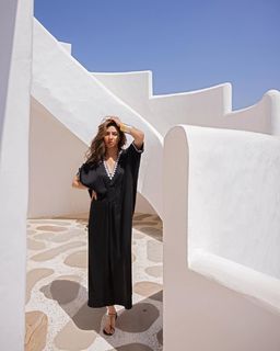 Mahira Khan feet photo thumbnail