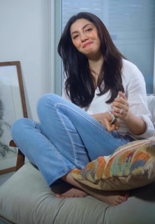 Mahira Khan feet photo thumbnail
