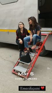 Mahira Khan feet photo thumbnail