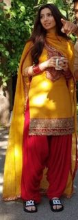 Mahira Khan feet photo 19