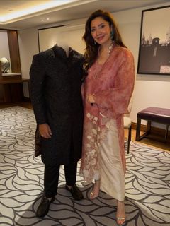 Mahira Khan feet photo 4