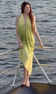 Mahira Sharma feet photo 13