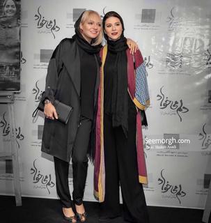 Mahnaz Afshar feet photo thumbnail