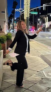 Mahnaz Afshar feet photo thumbnail