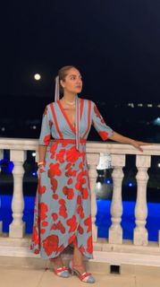 Mahnaz Afshar feet photo thumbnail