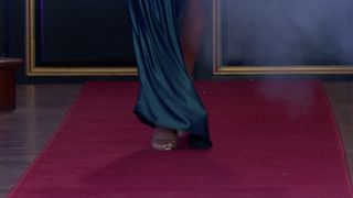 Mahnaz Afshar feet photo thumbnail