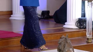 Mahnaz Afshar feet photo thumbnail