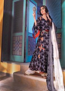 Mahnoor Baloch feet photo 5