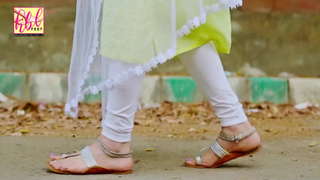 Mahnoor Baloch feet photo 5