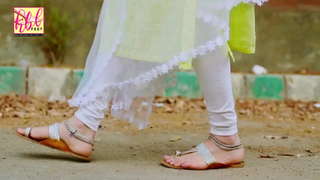 Mahnoor Baloch feet photo 3