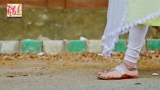 Mahnoor Baloch feet photo 1