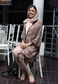 Mahoor Alvand feet photo 2