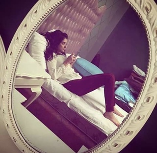 Mai Omar feet photo thumbnail