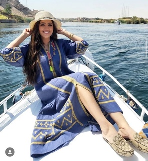 Mai Omar feet photo thumbnail