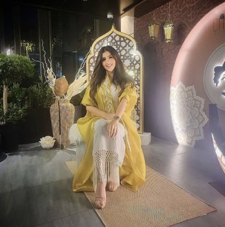 Mai Omar feet photo thumbnail