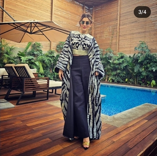 Mai Omar feet photo thumbnail