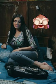 Mai Omar feet photo thumbnail