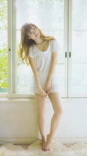 Mai Shiraishi feet photo thumbnail