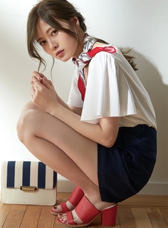 Mai Shiraishi feet photo thumbnail