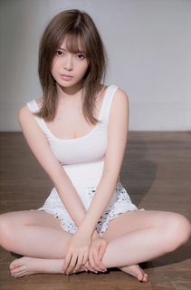Mai Shiraishi feet photo thumbnail