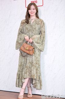 Mai Shiraishi feet photo 3