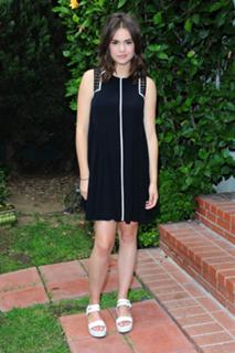 Maia Mitchell feet photo thumbnail
