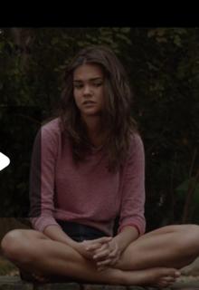 Maia Mitchell feet photo thumbnail