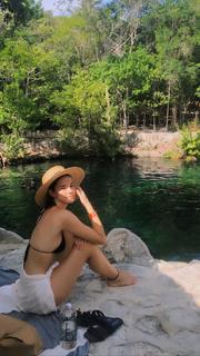 Maia Mitchell feet photo thumbnail