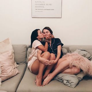 Maia Mitchell feet photo thumbnail