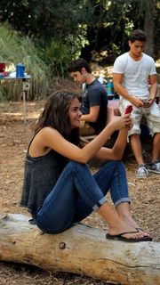 Maia Mitchell feet photo thumbnail