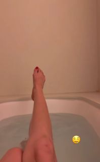 Maiara feet photo 10