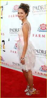 Maiara Walsh feet photo thumbnail