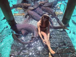 Maiara Walsh feet photo thumbnail