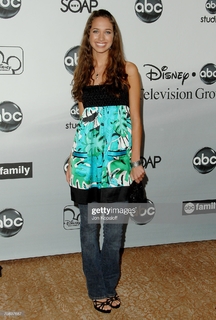 Maiara Walsh feet photo thumbnail
