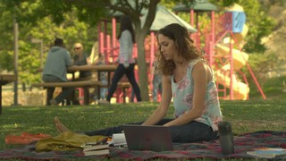 Maiara Walsh feet photo thumbnail