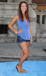 Maiara Walsh feet photo thumbnail