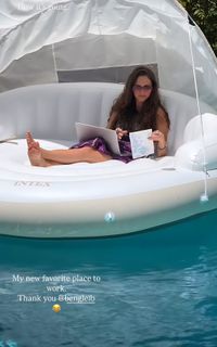 Maiara Walsh feet photo thumbnail