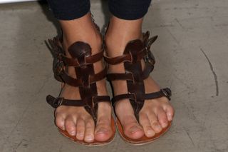 Maiara Walsh feet photo thumbnail