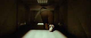 Maika Monroe feet photo thumbnail