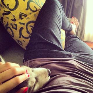 Maine Mendoza feet photo 15