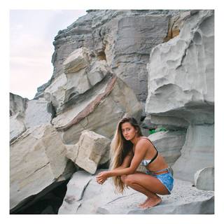 Mainei Kinimaka feet photo 12
