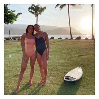 Mainei Kinimaka feet photo 8
