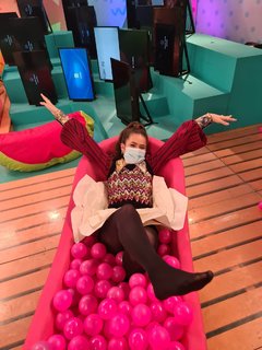 Maisa feet photo thumbnail