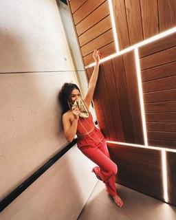 Maisa feet photo thumbnail